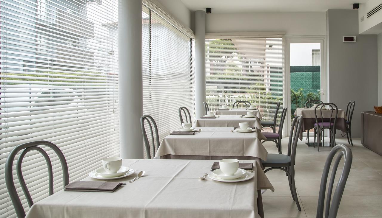 Hotel Villa Hermosa リッチョーネ エクステリア 写真